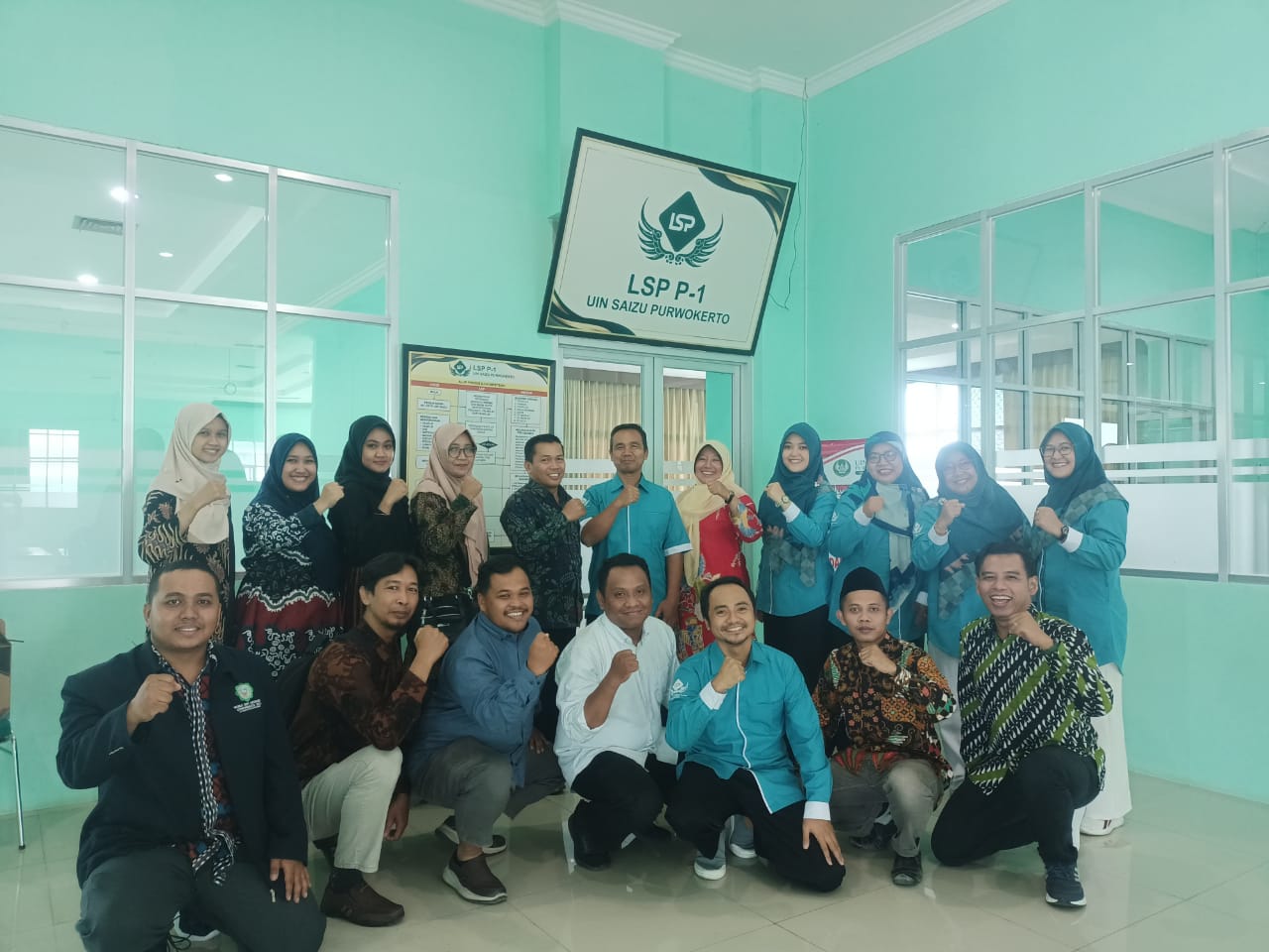 dinas-studi-banding-ke-lsp-dan-upt-pengembangan-ka-1709872063.jpeg